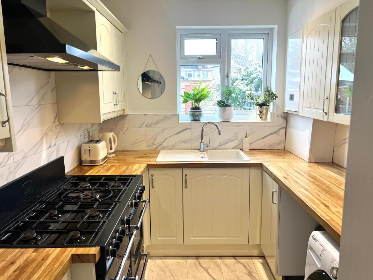 Lovely Single Room London Eksteriør bilde